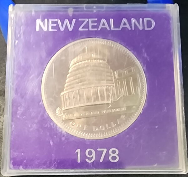 proof dollar Beehive 1978
