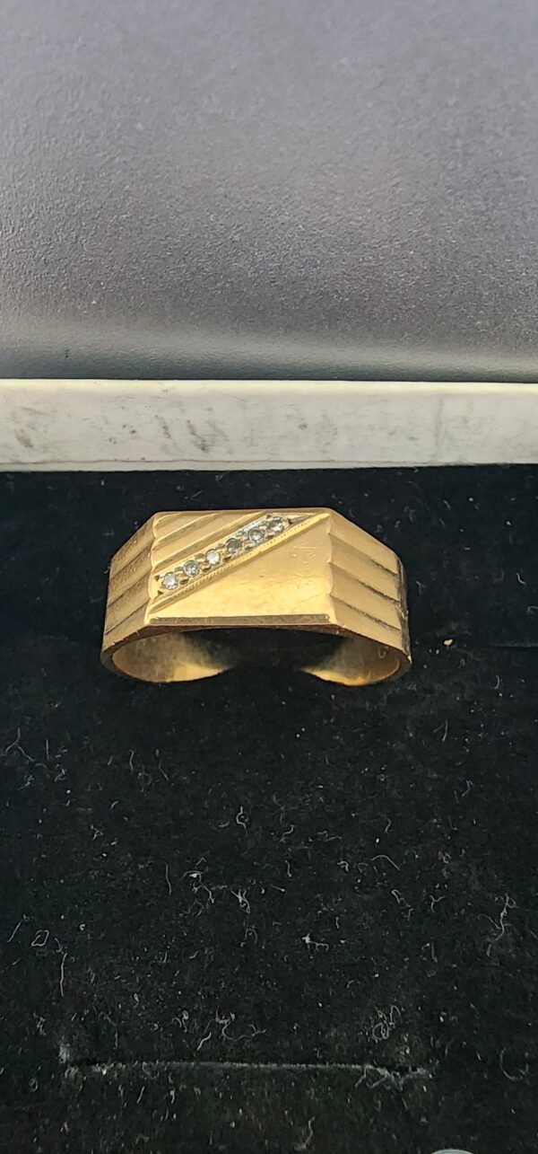 9ct yellow gold mens ring 6 diamonds