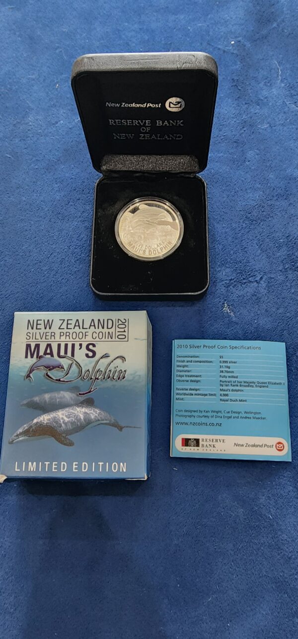 1oz Maui Dolphin