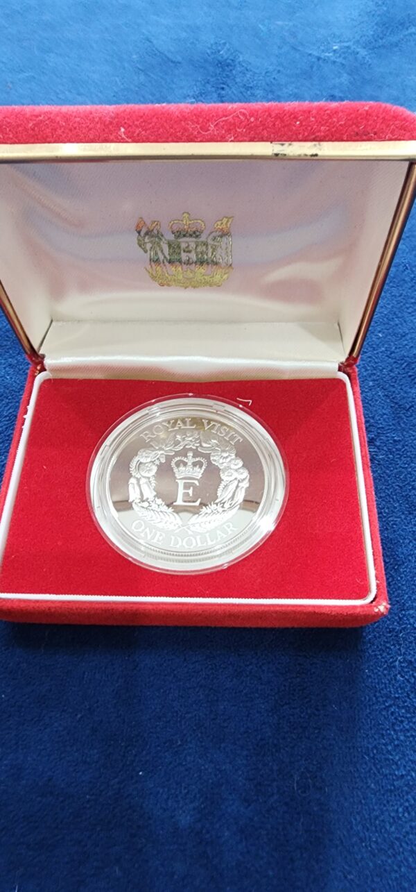 Silver  Royal Visit special issue coin